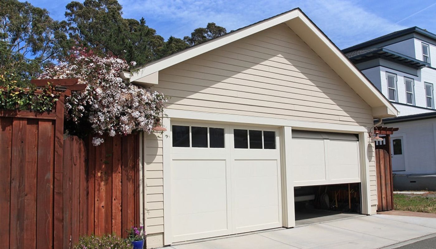 Garage Door Repair Services in Livingston